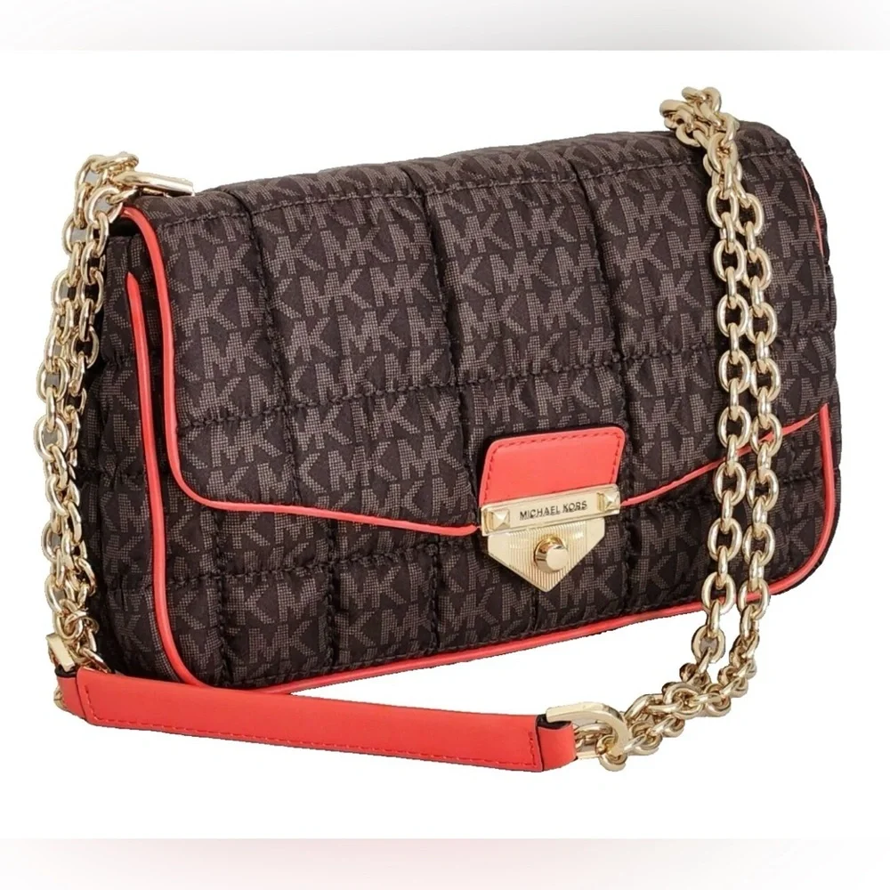 •MICHAEL KORS•NWOT BROWN & TAN LARGE QUILTED SIGNATURE-LOGO SHOULDER BAG $398.00 - Picture 5 of 14